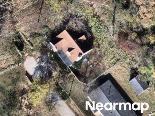 House for sale in Charleston, West Virginia