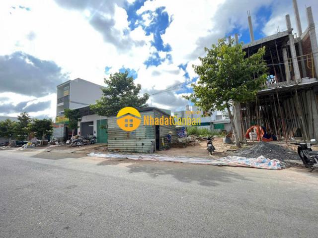 Mặt bằng bán