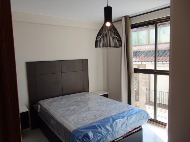 Apartamento en alquiler en Casco Antiguo, Huesca