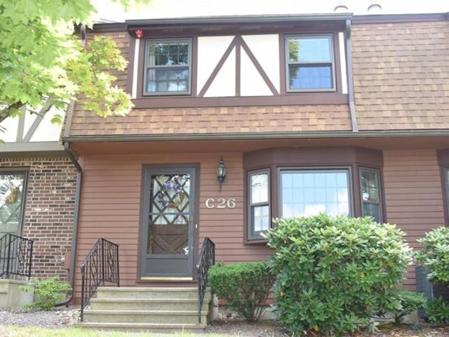 Condo for sale in Chelmsford, Massachusetts