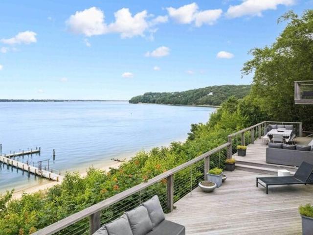 House for sale in Shelter Island