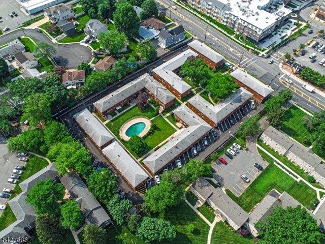 Condo for sale in Lodi, New Jersey
