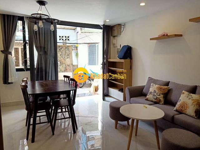 Nhà mặt phố bán