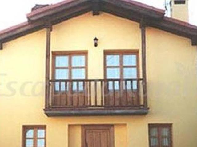 Casa en alquiler en Salas Casa en alquiler en Salas