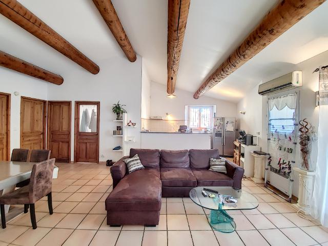 Appartement location à Arles, Cabannes