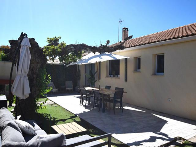 Maison vente à Arles, Cabannes