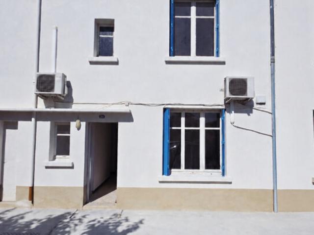 Maison vente à Arles, Cabannes