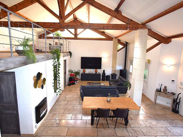 Maison vente à Arles, Cabannes