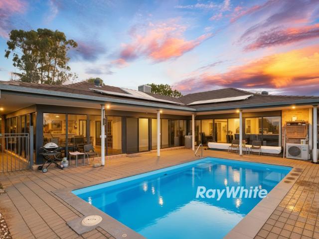 House for sale in Cabarita, Victoria