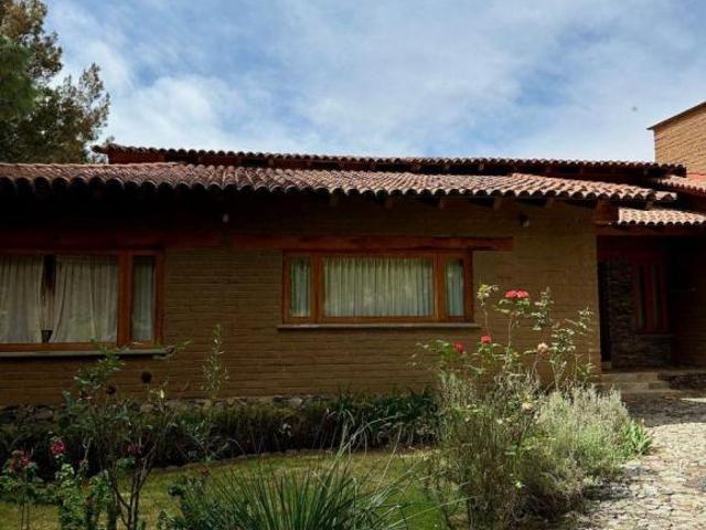 CABAÑA AMUEBLADA EN LA TEJERIA TAPALPA TERRENO AMPLIO JARDIN