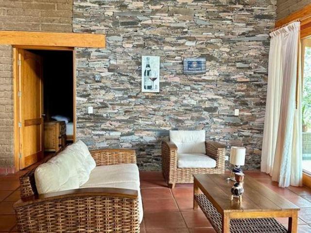 CABAÑA AMUEBLADA EN LA TEJERIA TAPALPA TERRENO AMPLIO JARDIN