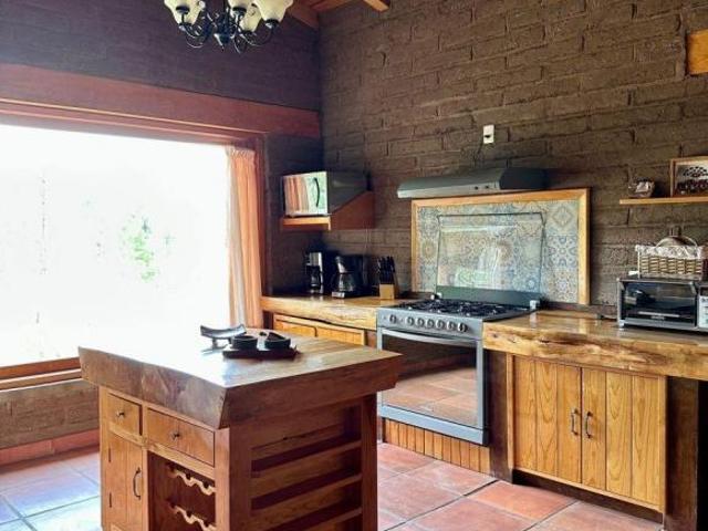 CABAÑA AMUEBLADA EN LA TEJERIA TAPALPA TERRENO AMPLIO JARDIN