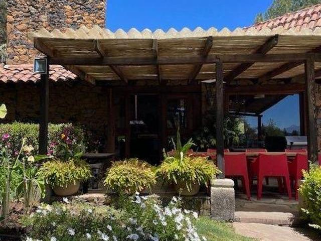 Cabaña amueblada y decorada en Tapalpa Country Club, Tapalpa