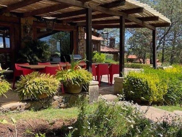 Cabaña amueblada y decorada en Tapalpa Country Club, Tapalpa