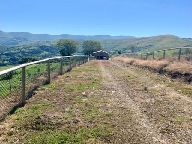 Casa en venta en San Roque De Riomiera, Cantabria