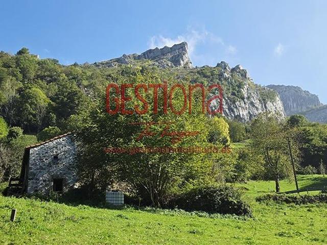 Chalet en venta en Miera, Cantabria
