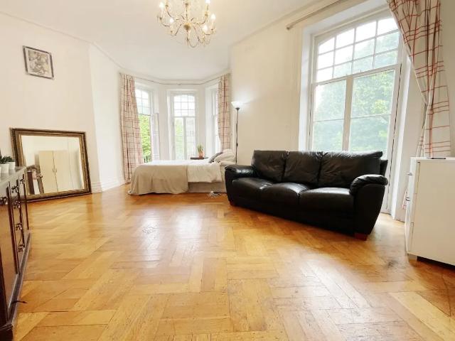 Room for rent in Paddington, Greater London