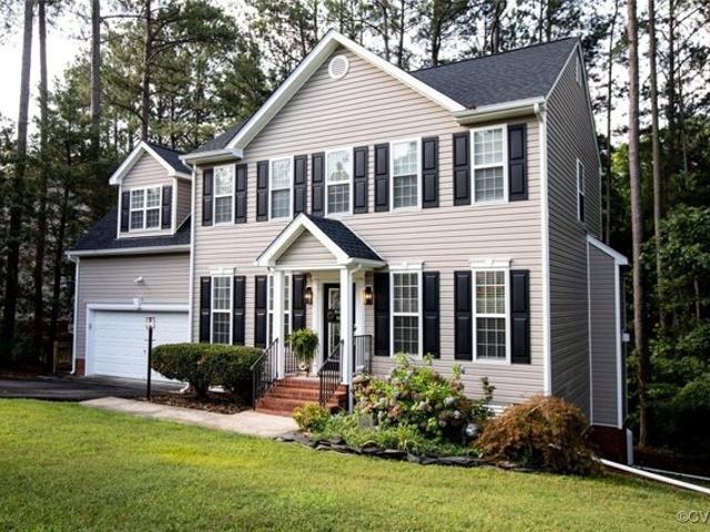 House for sale in Farmville