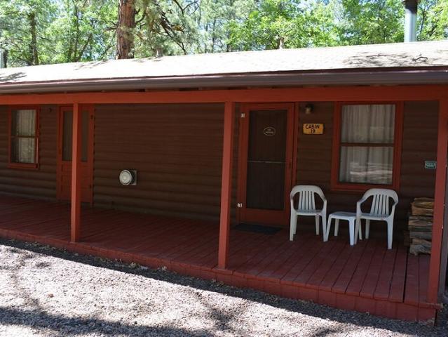 Room for rent in Navajo, Arizona
