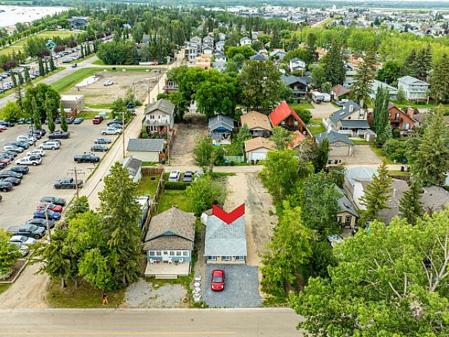 House for sale in Wedgewood, Alberta