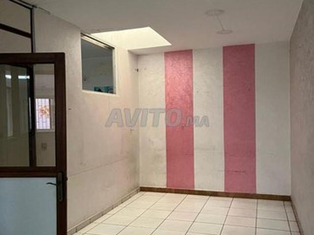 Bureau vente à Anfa, Gharb-Chrarda-Beni Hssen