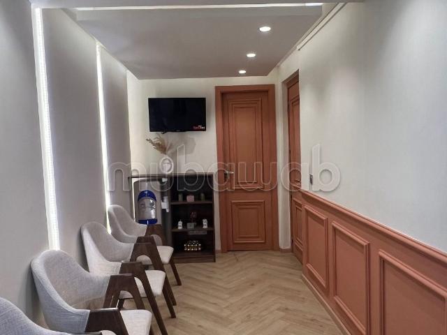 Bureau vente à Anfa, Gharb-Chrarda-Beni Hssen