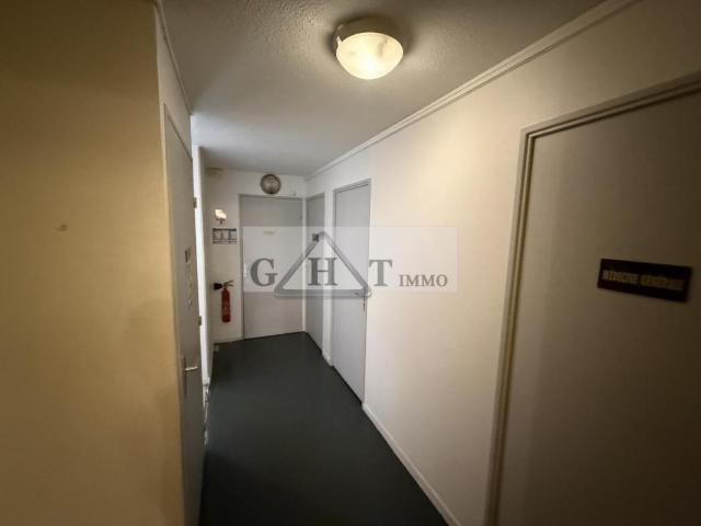 Local Commercial vente à France métropolitaine, Livry-gargan