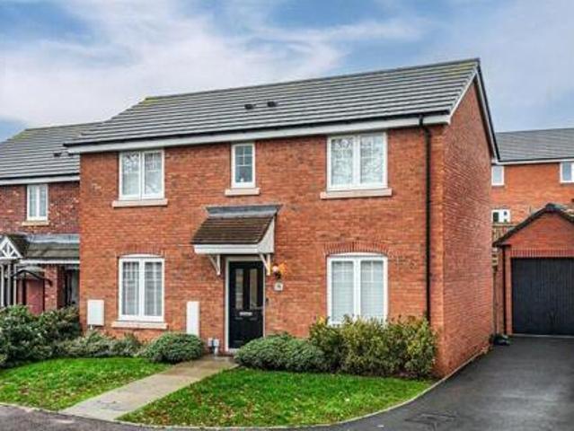 House for sale in Camp Hill, Warwickshire
