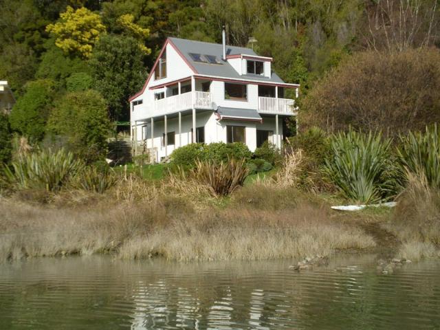 House for rent in Tasman