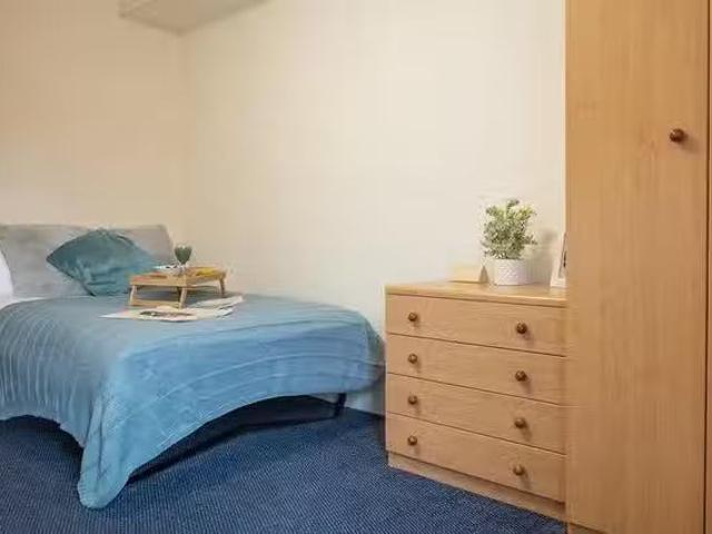 Apartment for rent in Castle and Priory Precinct, Bare