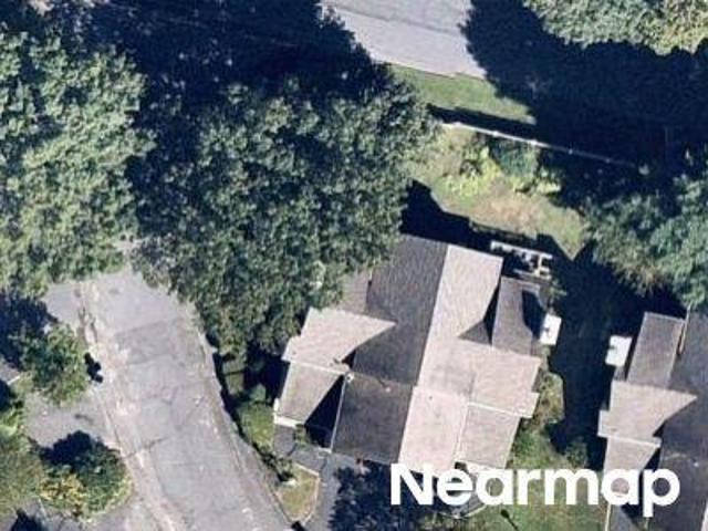 Condo for sale in Waterbury, Connecticut