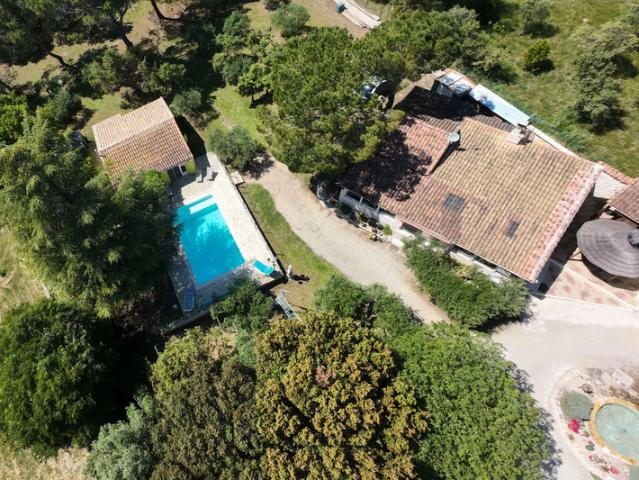 Maison vente à Nîmes, Cabrières