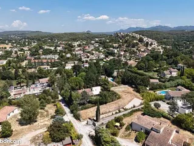 Terrain vente à Aix-en-Provence, Cabriès