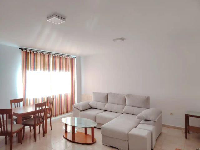 Apartamento en alquiler en Nuevo Cáceres, Cáceres