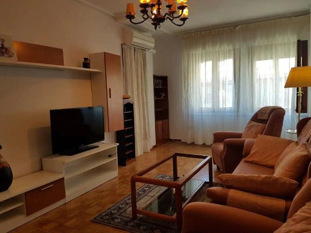 Apartamento en alquiler en Cánovas, Cáceres