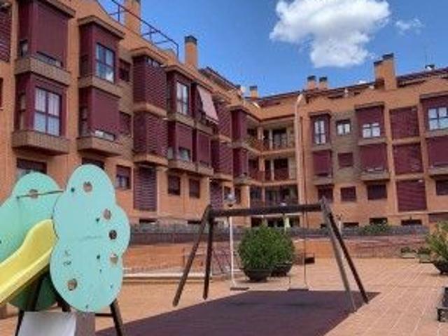 Apartamento en alquiler en Infanta Isabel, Cáceres