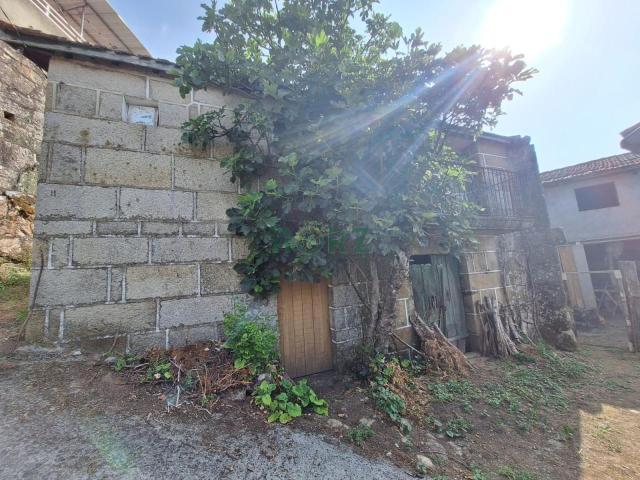 Casa en venta en Leiro, O Ribeiro