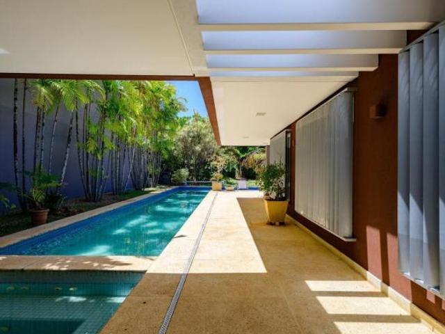 Casa venda em Região Geográfica Imediata do Distrito Federal, Região Integrada de Desenvolvimento do Distrito Federal e Entorno