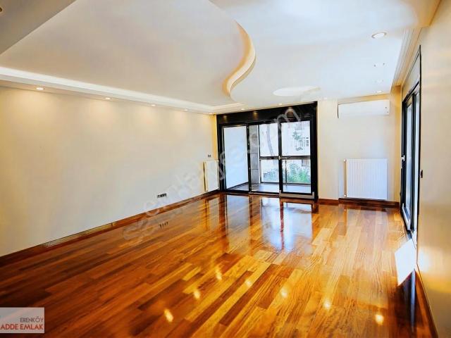 Erenköy Mahallesi, Kadiköy içerisinde kiralık mülk