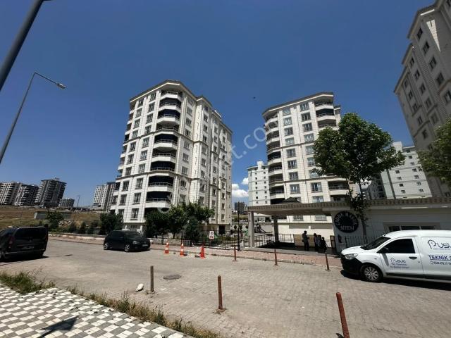 Mehmetçik Mahallesi, Karaköprü içerisinde satılık mülk