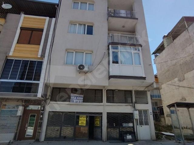 Buca, İzmir içerisinde satılık Dükkan