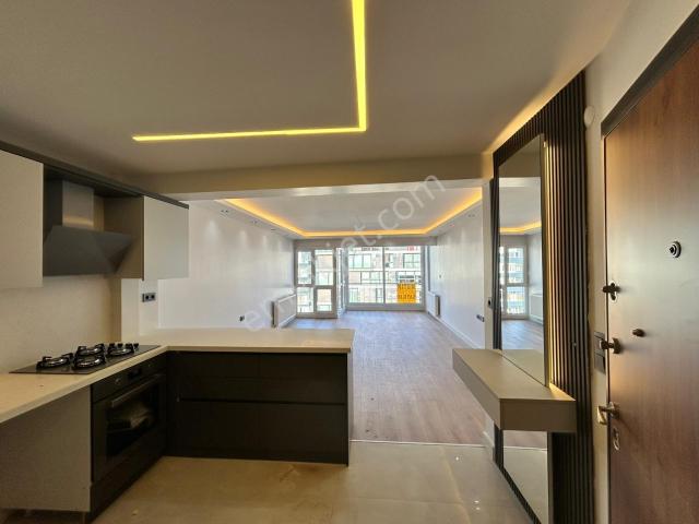 Karabağlar, İzmir içerisinde satılık mülk