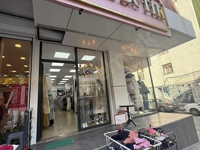 Arnavutköy Merkez Mahallesi, Arnavutköy içerisinde satılık Dükkan