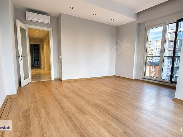 Kadiköy, İstanbul içerisinde satılık mülk