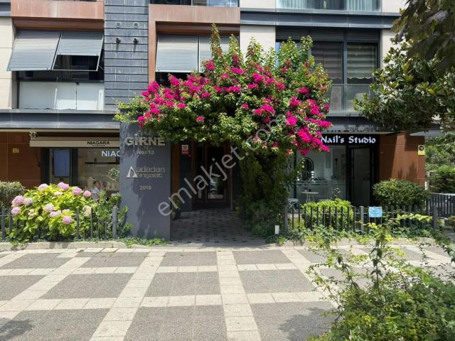 Kadiköy, İstanbul içerisinde kiralık mülk