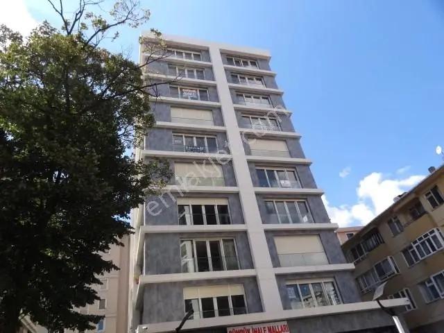 Kadiköy, İstanbul içerisinde kiralık mülk