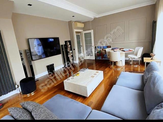 Caddebostan Mahallesi, Kadıköy içerisinde satılık mülk