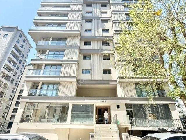 Kadiköy, İstanbul içerisinde satılık mülk