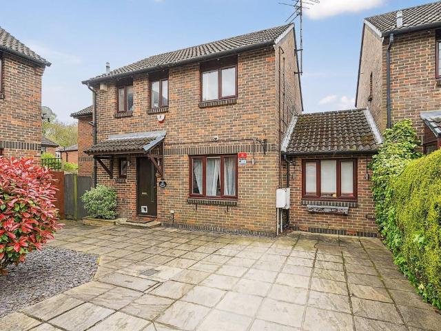 House for rent in London Borough of Harrow, Greater London