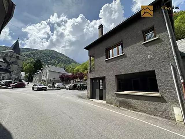 Maison vente à Bagnères-de-Bigorre, Cadéac